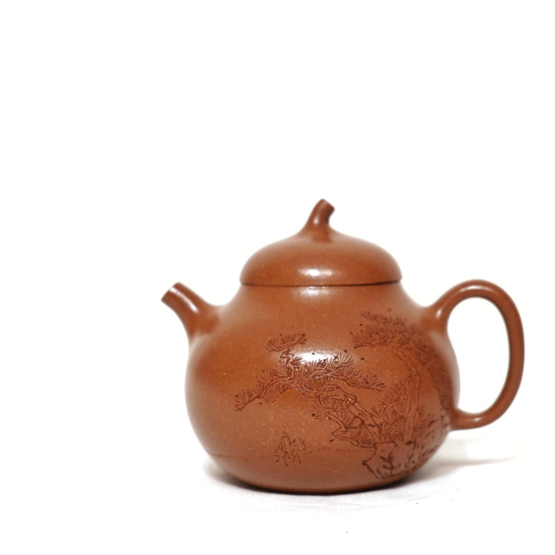 “The Pine ” Handcraft Chinese Yixing Clay Teapot -200ml