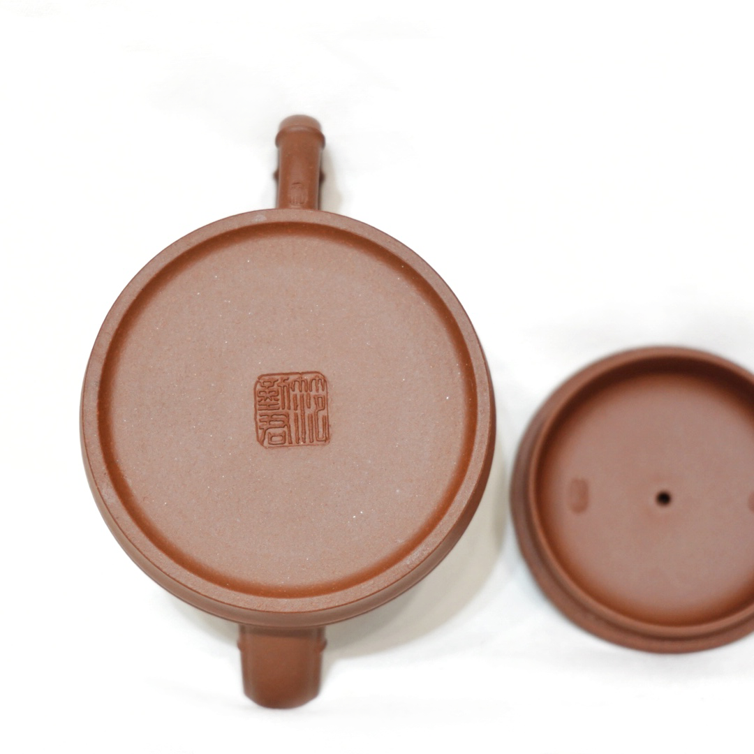 “Carving Bamboo” Handcraft Chinese Yixing Clay Teapot 200ml
