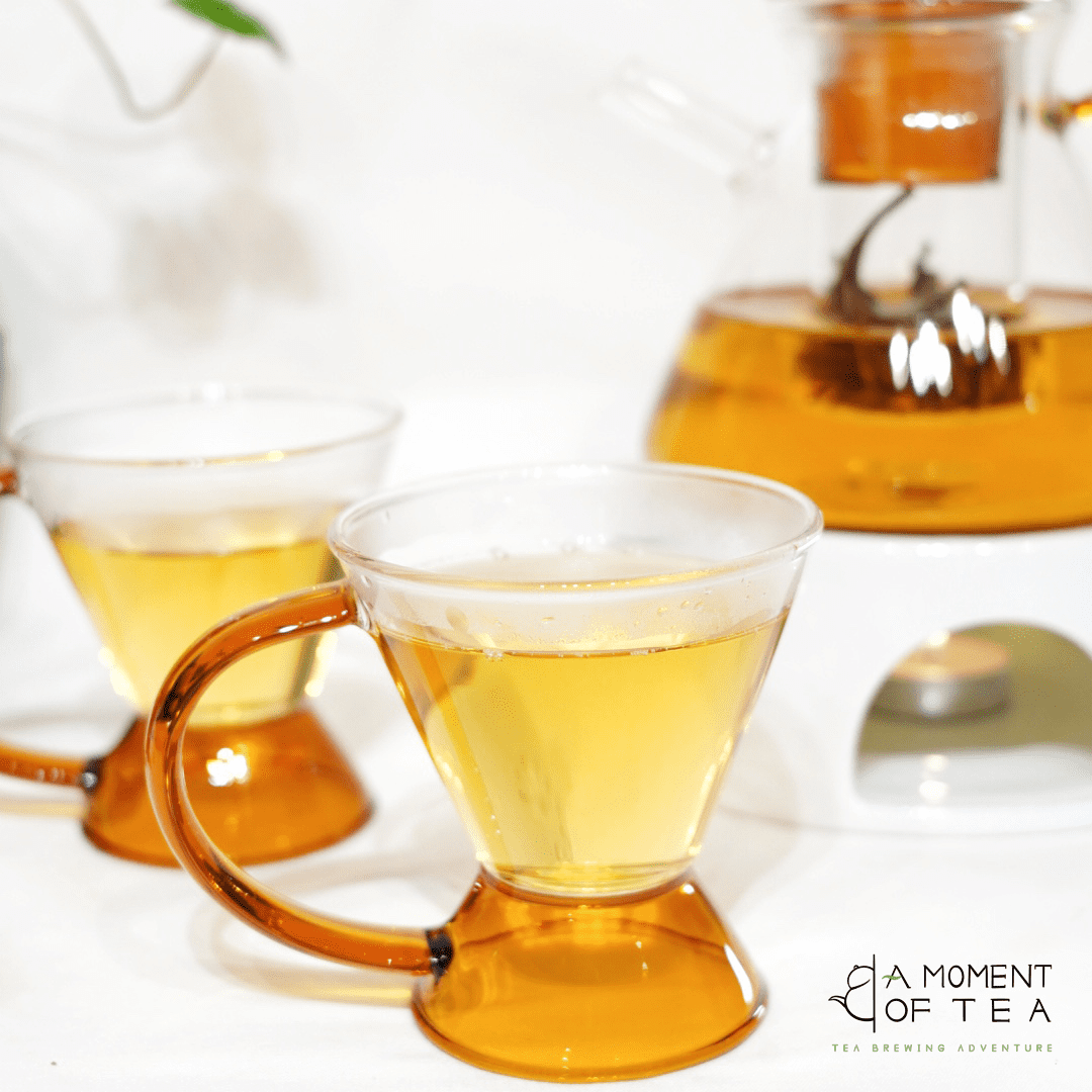 - glass teapot and cups