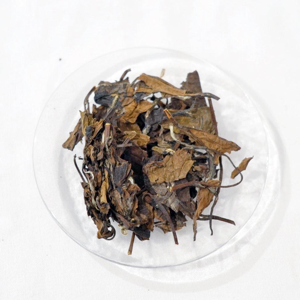 Wild Aged White Tea Cake Year 2008 - A Moment of Tea