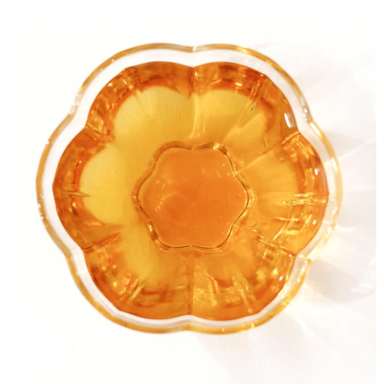 Oolong tea in cup
