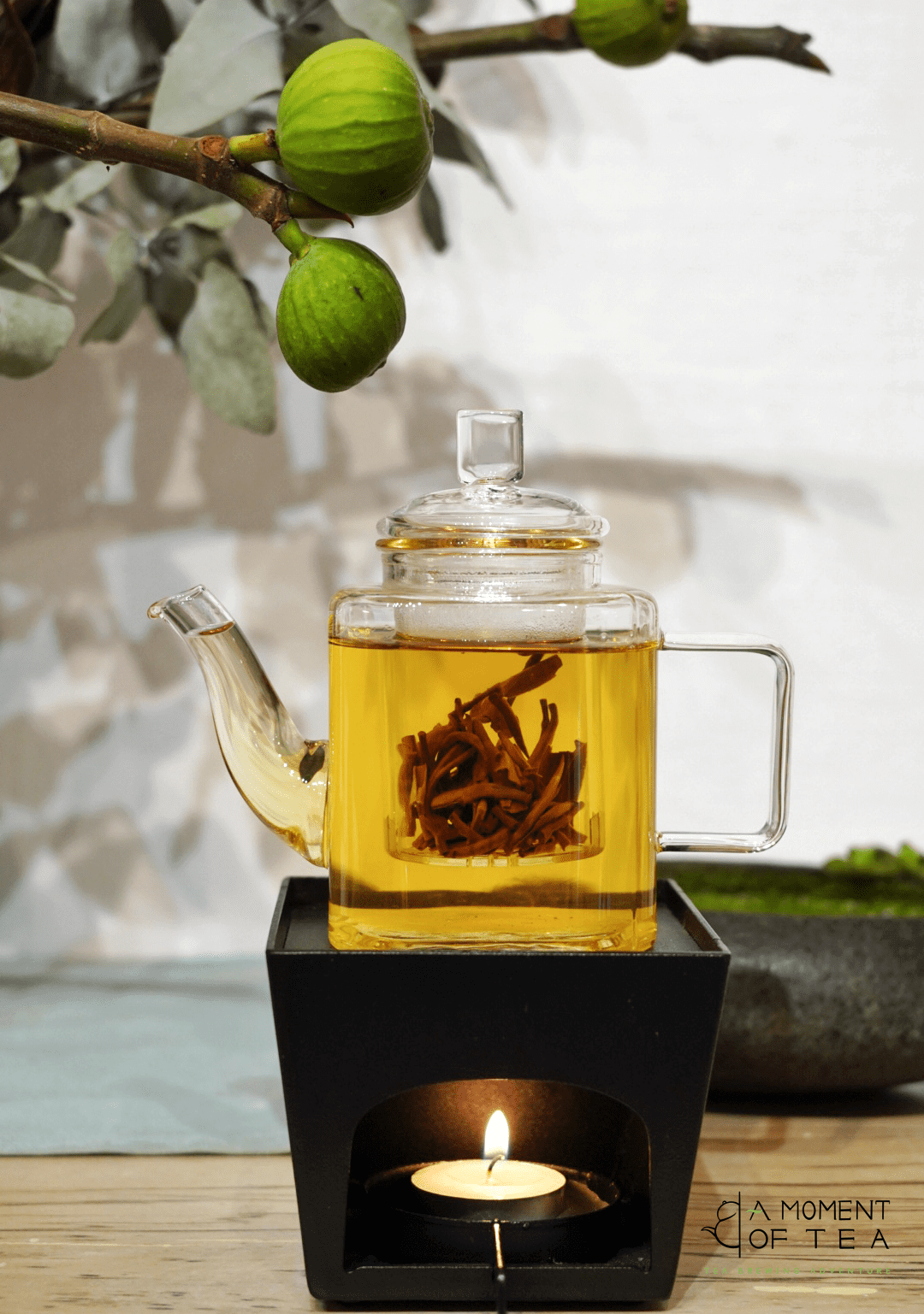 Square glass teapot with infuser - 300ml teapot for one
