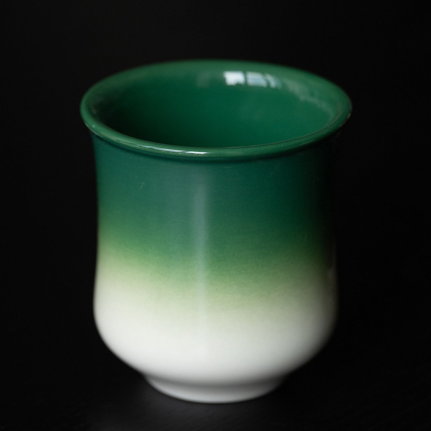 Gradient glaze tea cup in forest green, 200 ml