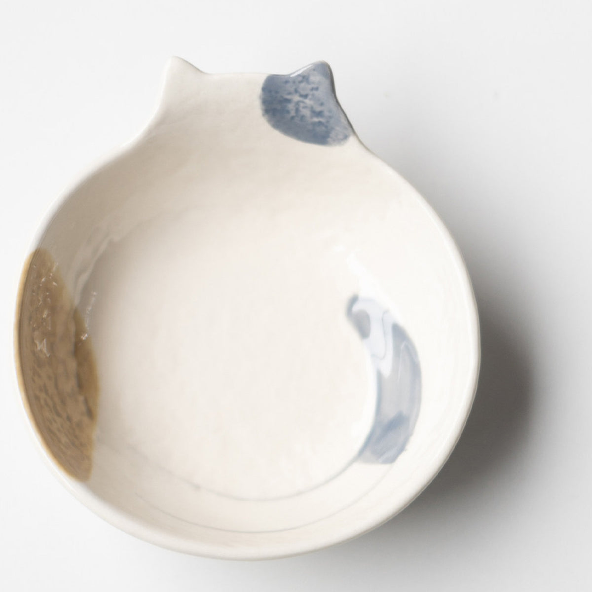 Cream cat ceramic round bowl in calico, 150 ml