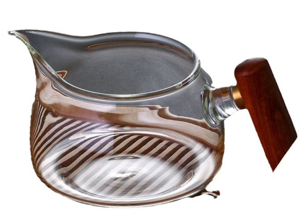 Fairness cup with wooden handle